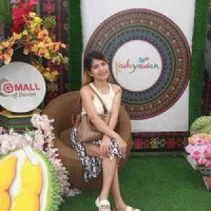 Lovely Cayamba profile icon