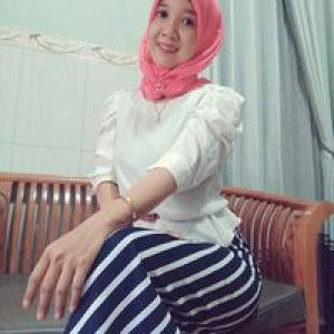 Wulan Rini profile icon