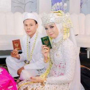 Titin Rohayati profile icon