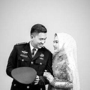 Ria Renaldi profile icon