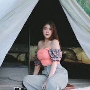 Biw Nisarat profile icon