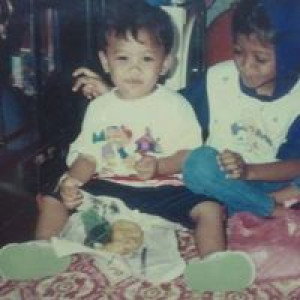 Mak Nenek profile icon