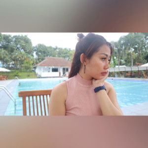 Ratna Sari profile icon