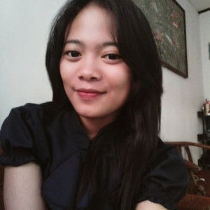 Della Refiyani profile icon