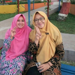 Dewi Aimatul profile icon