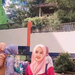 Salma Naja profile icon