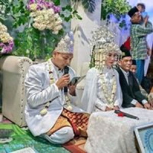 Andini Zulaikha profile icon