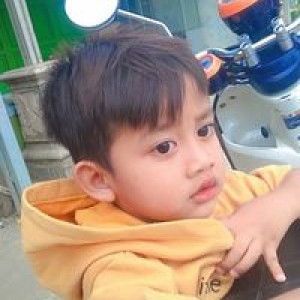 Indri Wahyuningsih profile icon