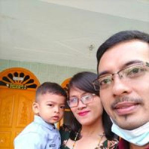 Novitha Ungsih Rayona Tampubolon profile icon