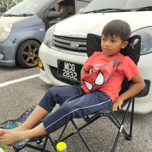 Niza Azrin profile icon