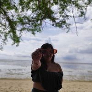 veronica Dumalasco profile icon