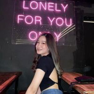 Mint Atchara profile icon