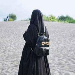 Retnarianti profile icon