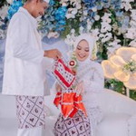 Devi Eka Kartika Sari profile icon