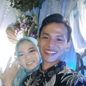 Putri Rahayu profile icon