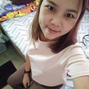 Monique Rapada profile icon