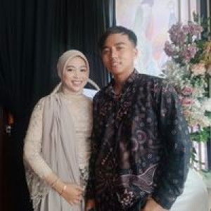 Reva Selviani profile icon