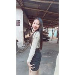 ปิ่น จ๋า' profile icon