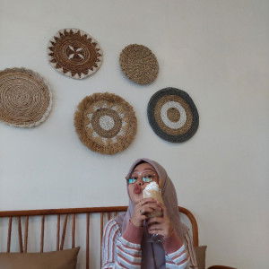 Rizki Ika Mahardani profile icon