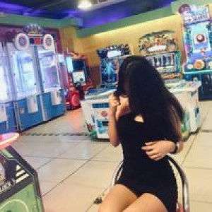 Nes Trine profile icon