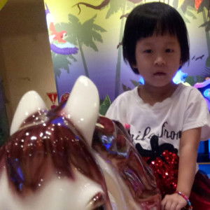 Listyani Chelsy profile icon