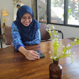 desti setya rini profile icon