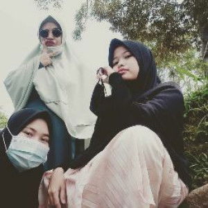 Intan Permata Sari profile icon