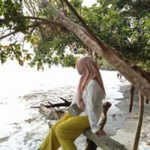 Evi Susanti profile icon