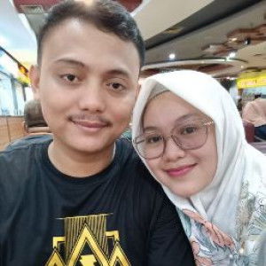 Yeti Astuti profile icon