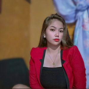 Almira Lambayan profile icon