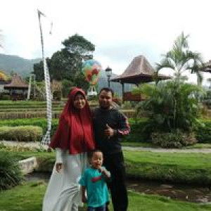 Suci Ayu Lestari profile icon