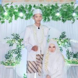 Dewi Khoirotul Khiftiyyah profile icon