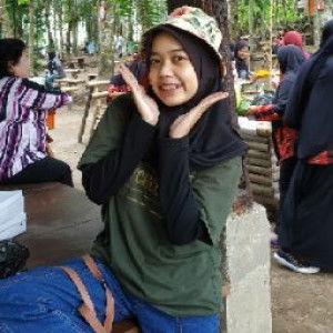 Arnia Assari profile icon