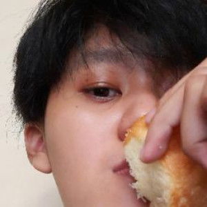 claudia marcella profile icon