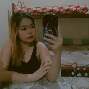 Cyra Mae pamplona profile icon