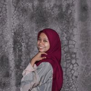 Titik Diana Lutfi