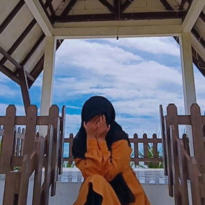 Mira Santika profile icon