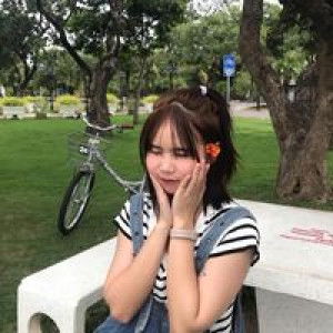 Charisa Sinparu profile icon