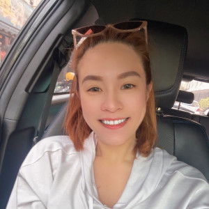 izabella iiz profile icon