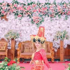 Juli Anita profile icon