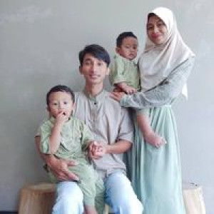 Erna Yuliani profile icon