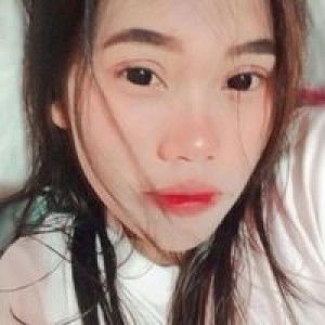 Yun Hee profile icon