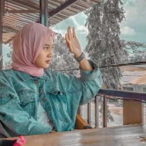 Mei Rahmatika profile icon