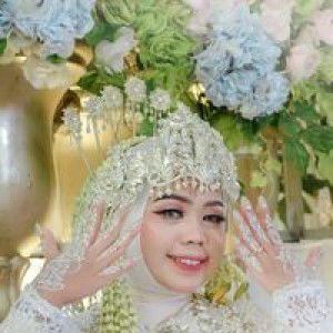 Fika Yuliana profile icon