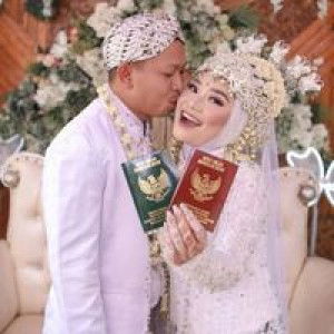 Rina Royani profile icon