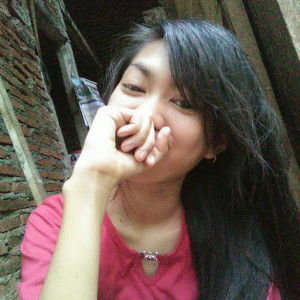 Yuli Erlina Sari profile icon