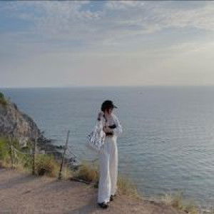 HappY'TiMe Noon profile icon