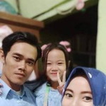Theti Riyanti profile icon