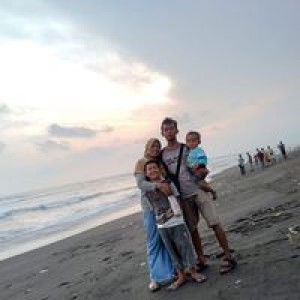 Lia Cutexs Cliquers profile icon