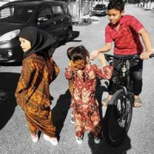 F'Yani Syafrin profile icon